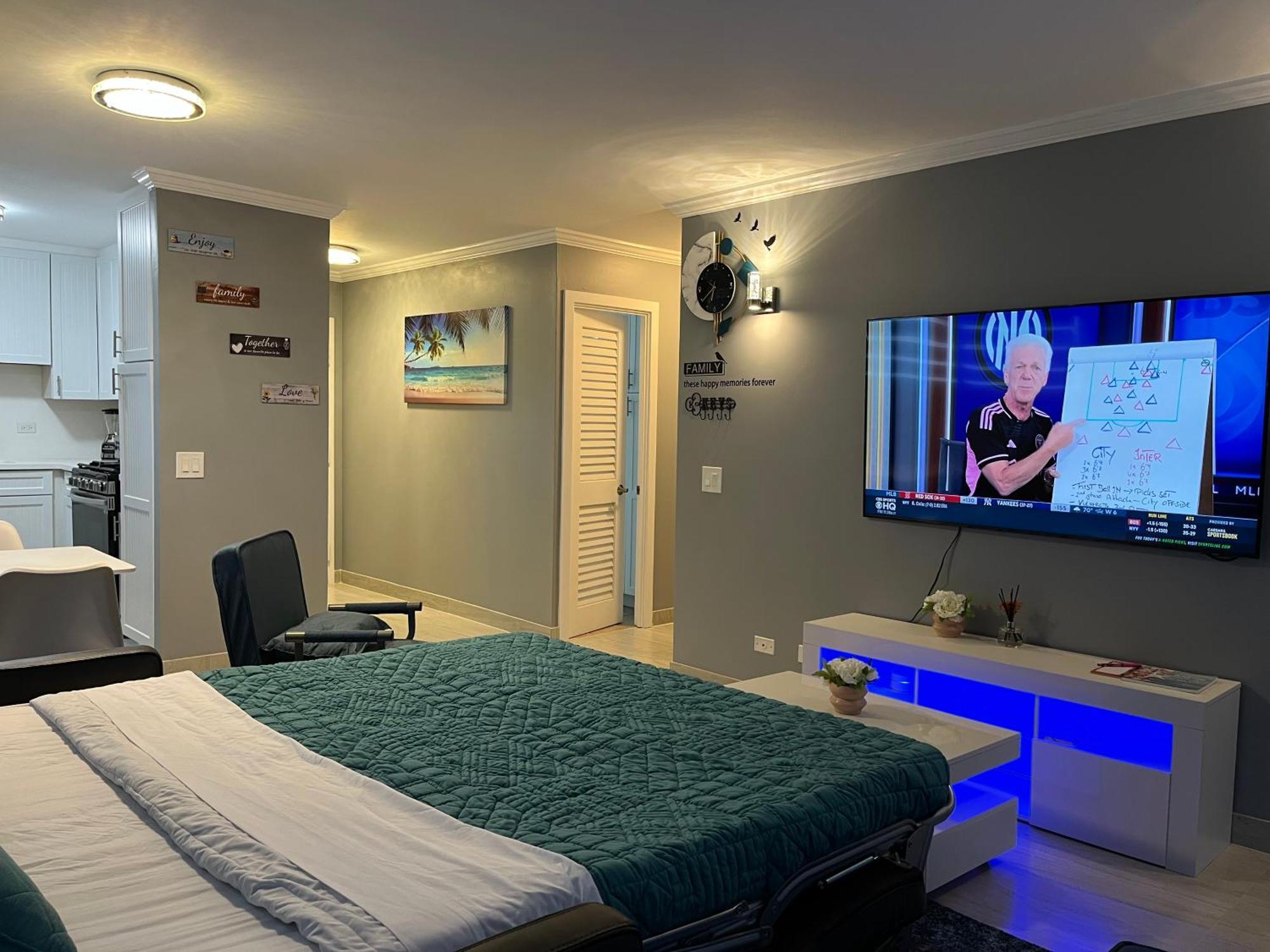 Waikiki Condo 2 Bedrooms 2 Bathrooms With 1 Free Parking Space Honolulu Eksteriør billede
